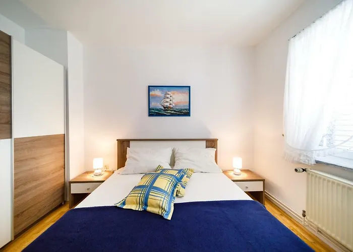 Apartman Anton Krk Town