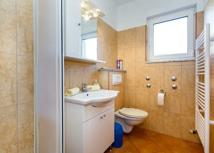 Anton Apartman Krk Town
